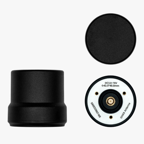 compact_helical_GNSS_tripleband+L-band_antenna