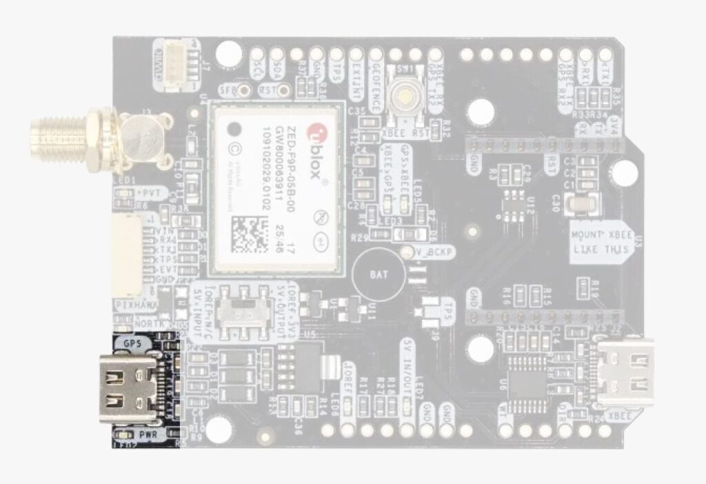 Руководство пользователя стартового комплекта MR LR XLR - информация о порте GPS USB